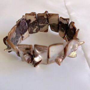 Shell Stretch Bracelet Beachy Boho Vacation Jewelry